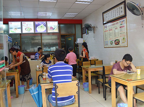 投資小吃店應該如何開店？