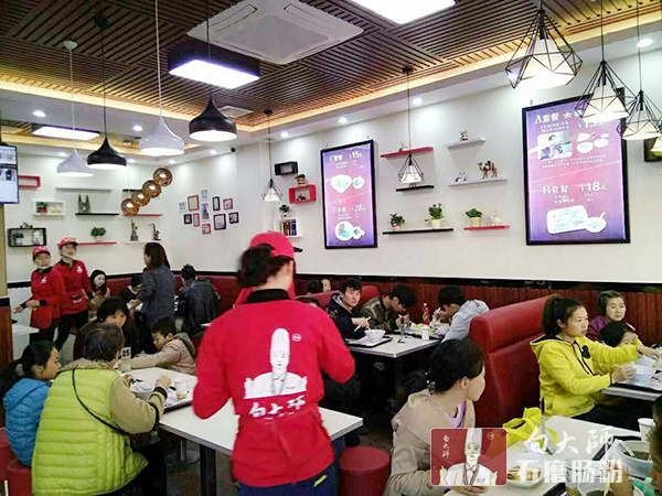 石磨腸粉引進(jìn)早餐行業(yè)新潮流，2017必做！